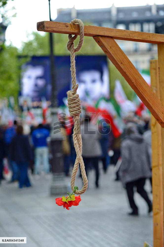 Protest Against the Execution of Political Prisoners in Iran - Paris