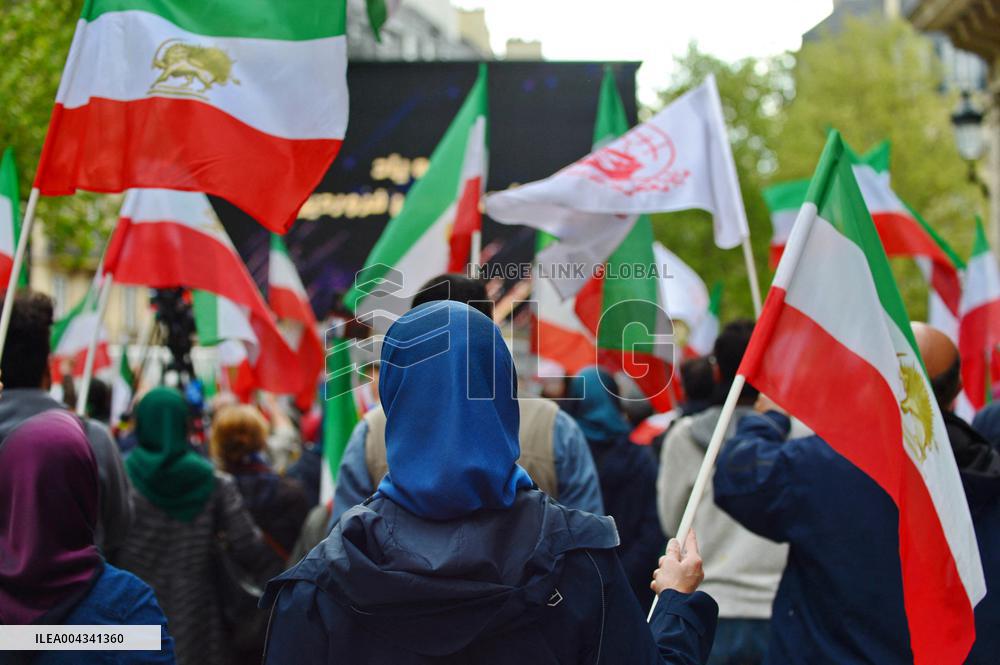 Protest Against the Execution of Political Prisoners in Iran - Paris