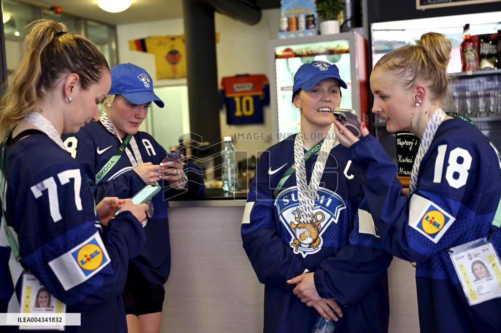 Icehockey, bronze medal game