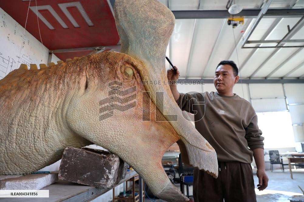 Paleontological Restoration Production in Binzhou
