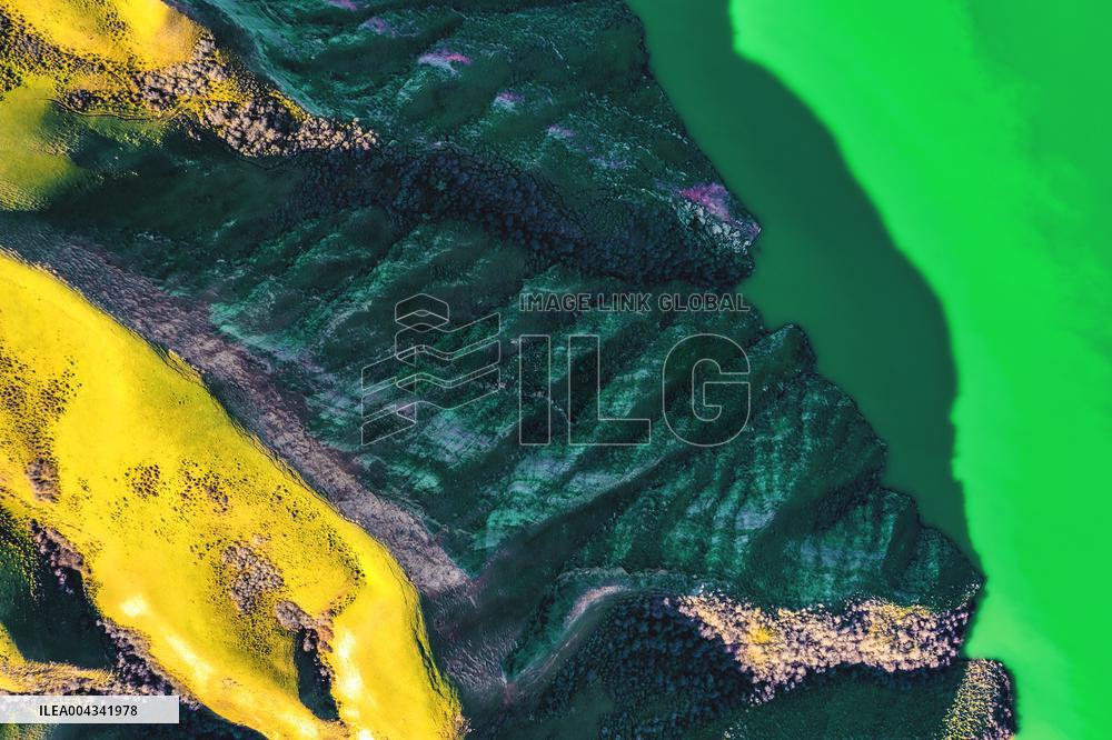 Phoenix Lake Scenery in Xinjiang