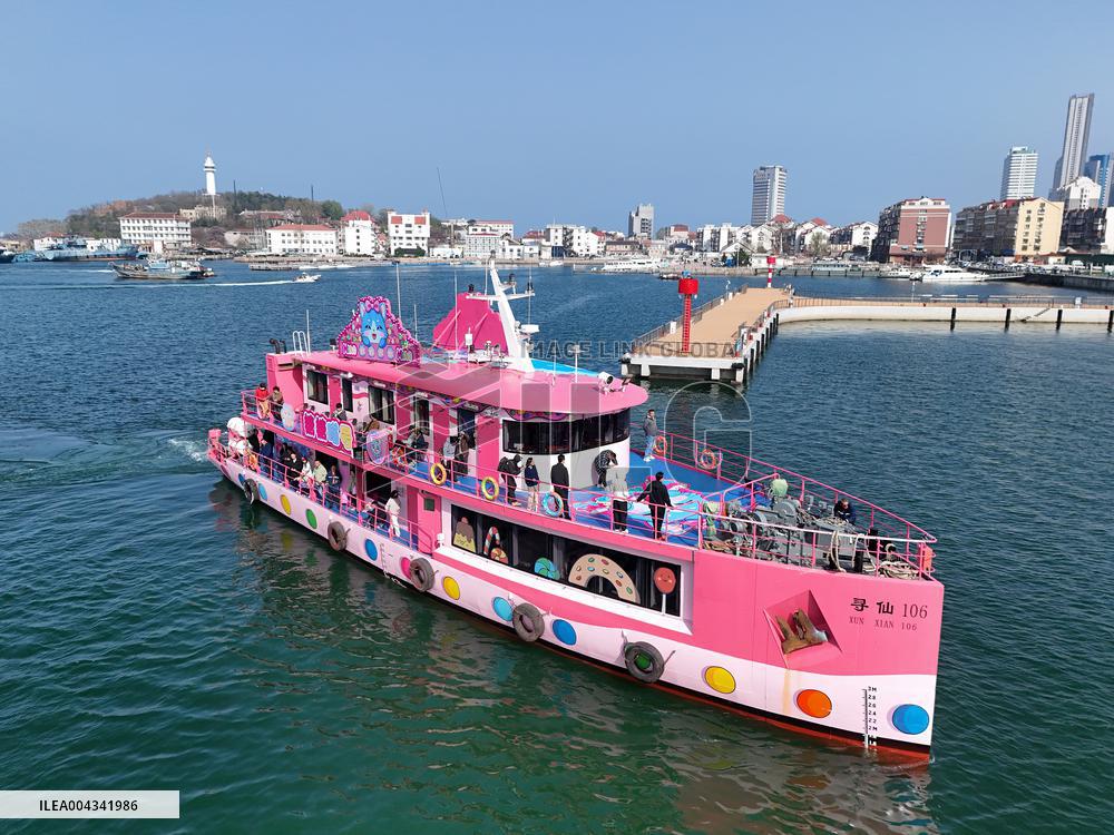China First Candy-themed Cruise Ship