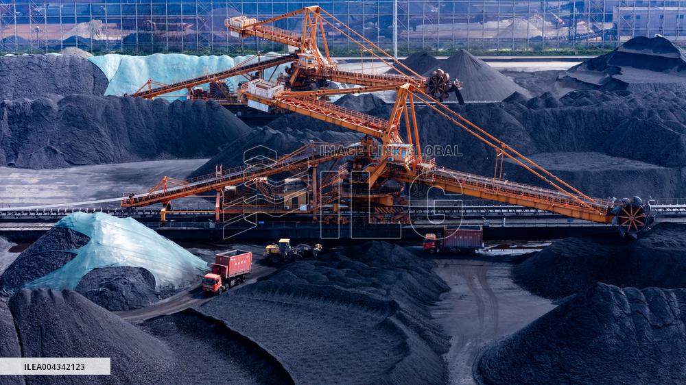 Guoyuan Port Coal Loading in Chongqing