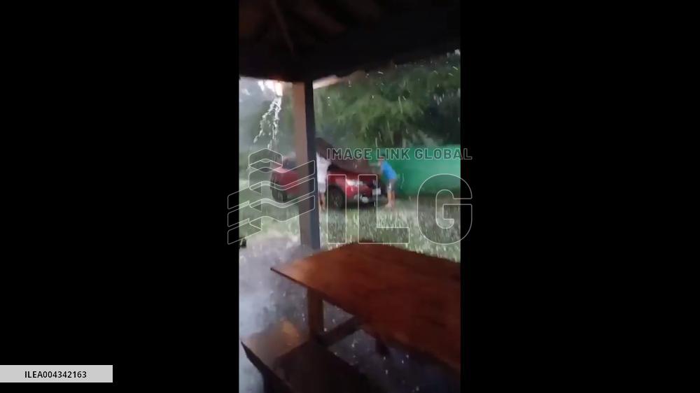 Argentina: Gusty Winds and Intense Hail Batter Greater Buenos Aires, Disrupting Flights