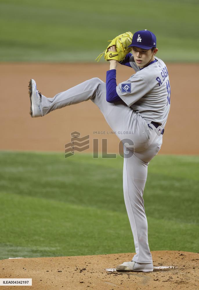 Baseball: Dodgers vs. Rangers