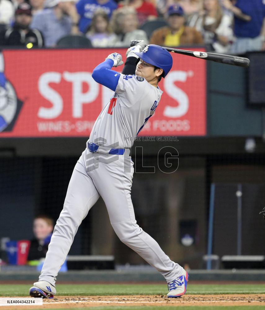 Baseball: Dodgers vs. Rangers