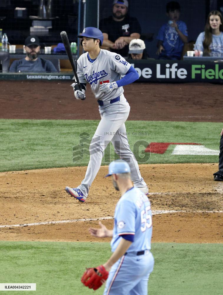 Baseball: Dodgers vs. Rangers