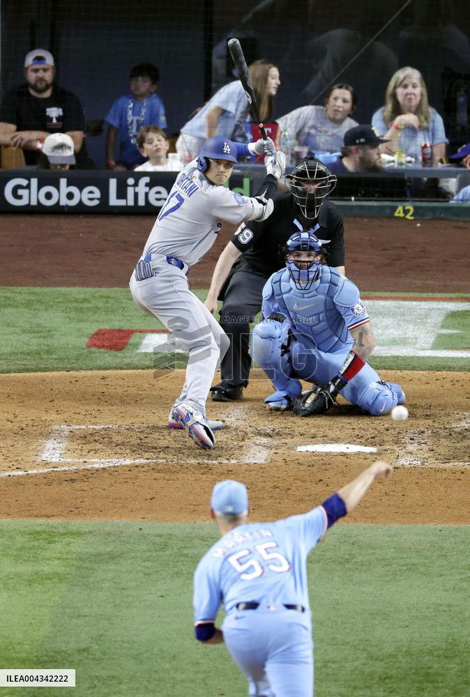 Baseball: Dodgers vs. Rangers