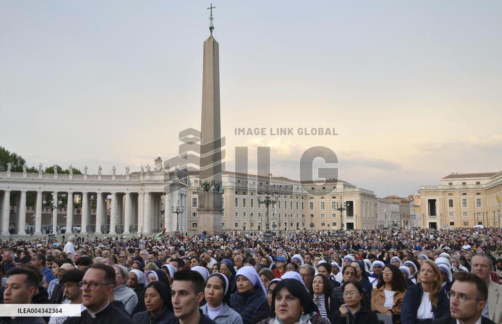 Vatican mourns for Pope Francis