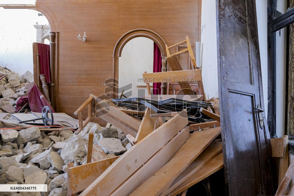 Easter Observed Amid Church Ruins - Lebanon