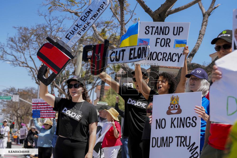 Americans Protest Trump - US