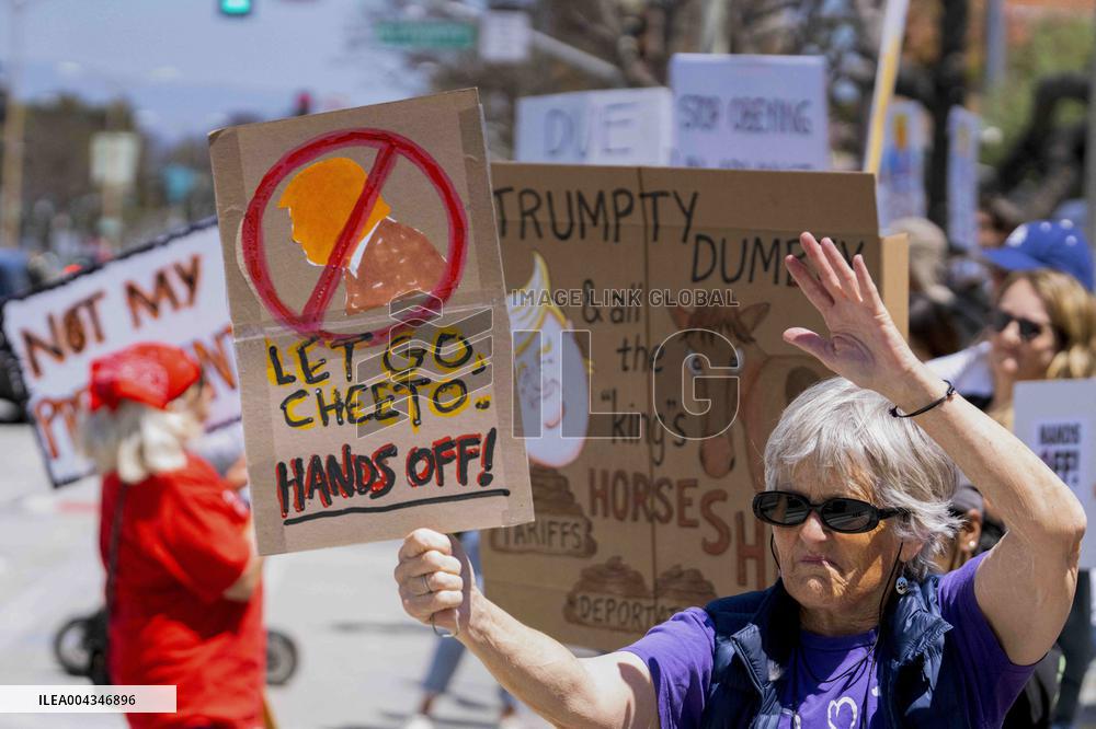 Americans Protest Trump - US