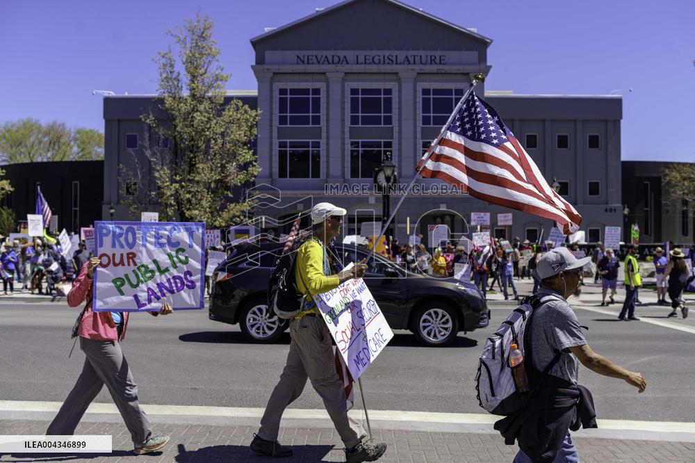 Americans Protest Trump - US