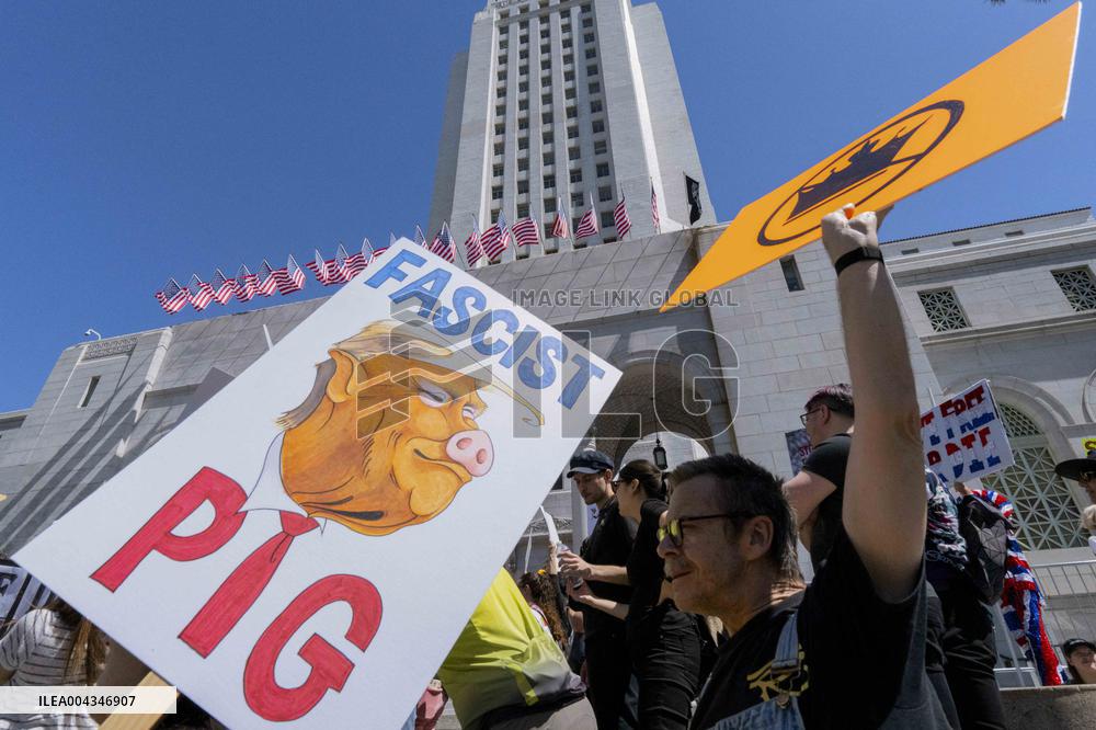 Americans Protest Trump - US