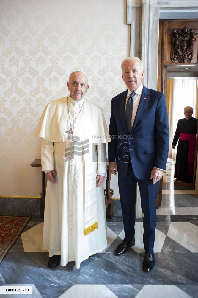 Biden meets Pope Francis at the Vatican