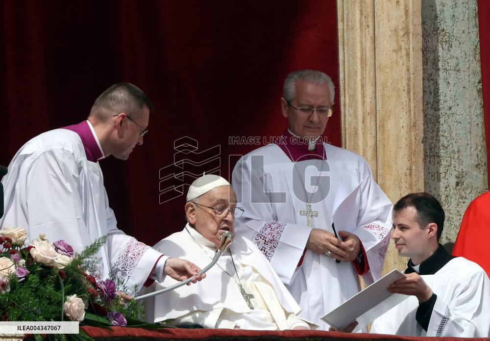 Pope Francis Delivers His Easter Message Urbi et Orbi - Vatican