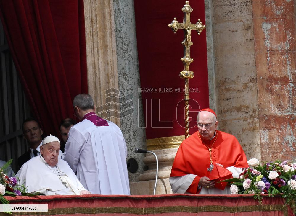 Pope Francis Delivers His Easter Message Urbi et Orbi - Vatican