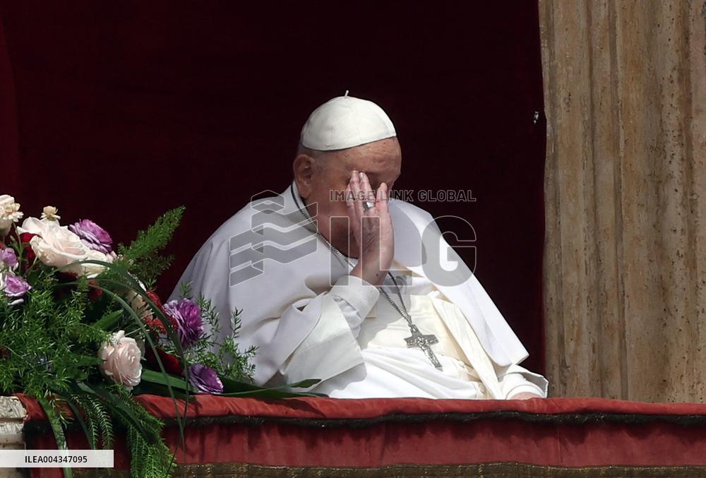 Pope Francis Delivers His Easter Message Urbi et Orbi - Vatican
