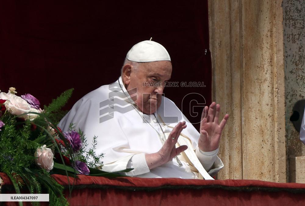 Pope Francis Delivers His Easter Message Urbi et Orbi - Vatican