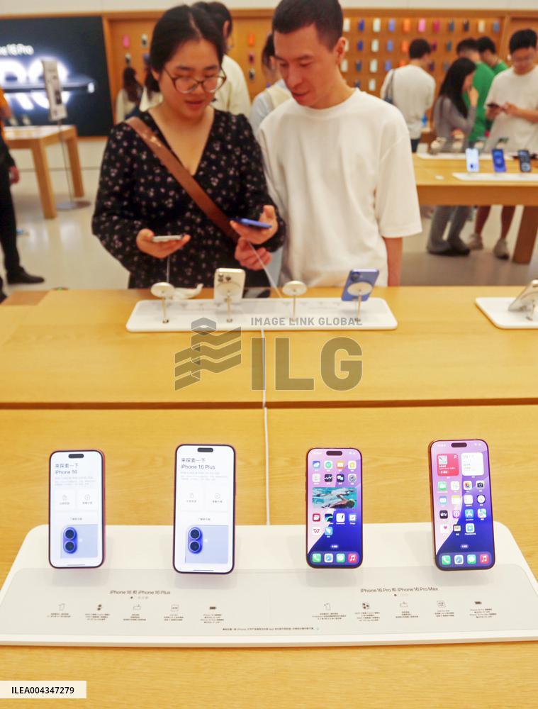 Apple 2025 Q1 Sales Decline in Chinese Market