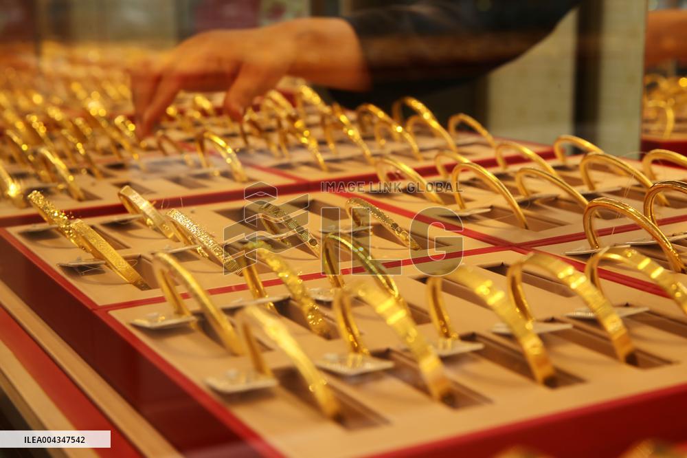 Spot Gold Reached Record High