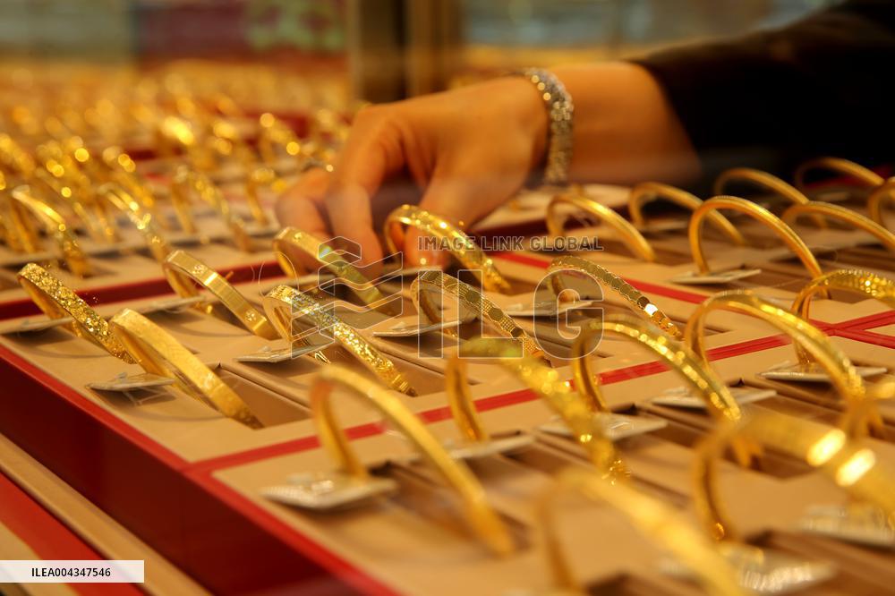 Spot Gold Reached Record High