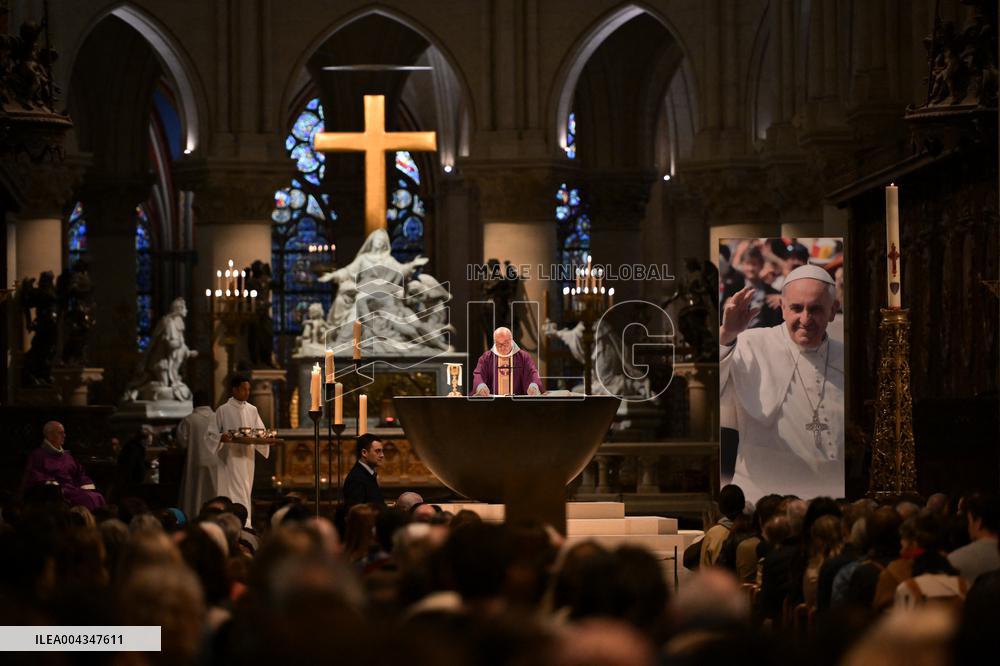 Mass at Notre Dame de Paris following Pope Francis death - FA