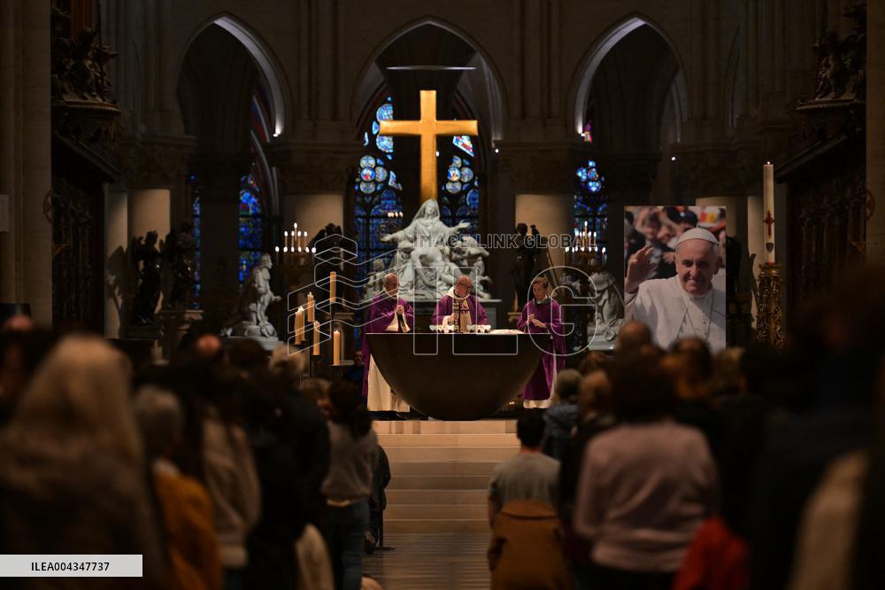 Mass at Notre Dame de Paris following Pope Francis death - FA