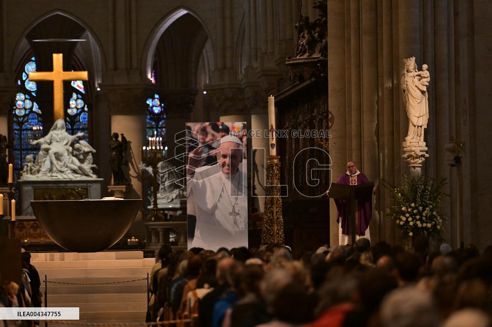 Mass at Notre Dame de Paris following Pope Francis death - FA
