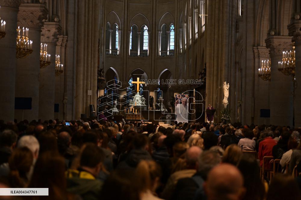 Mass at Notre Dame de Paris following Pope Francis death - FA