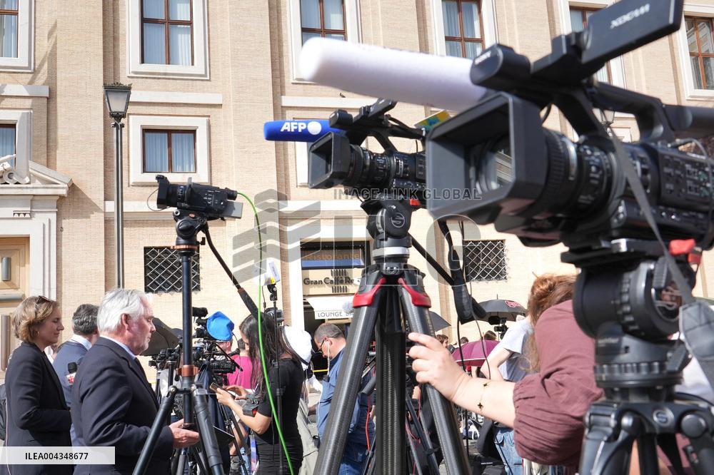 Faithful Gather in St Peters Square After the Death of Pope Francis - Vatican