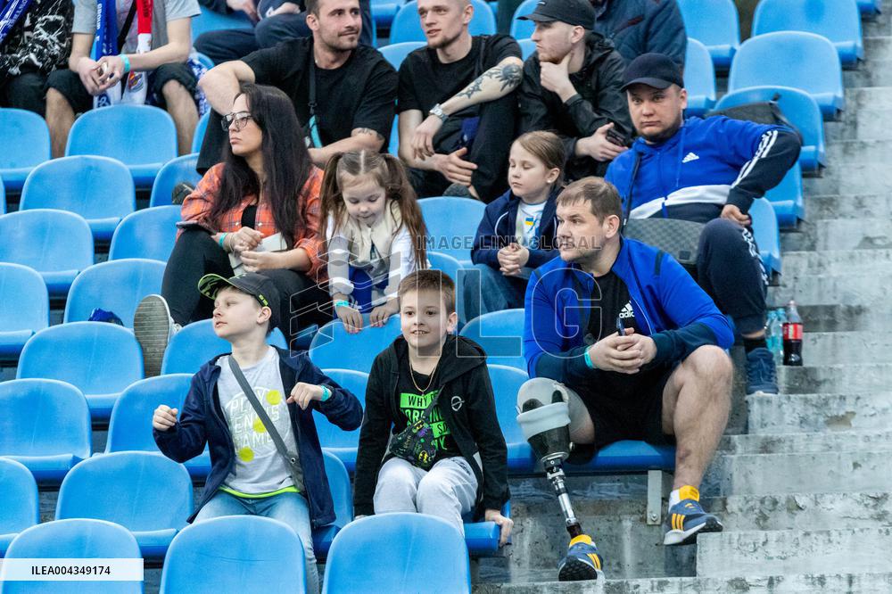 Dynamo defeats Obolon 3-0 in Ukrainian Premier League match