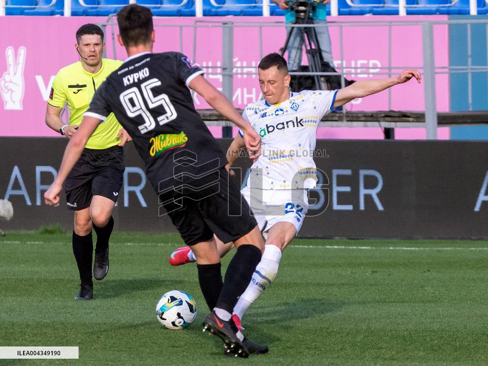 Dynamo defeats Obolon 3-0 in Ukrainian Premier League match