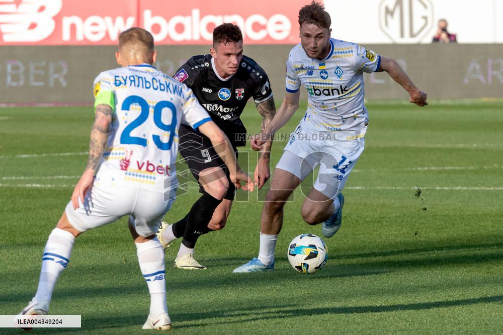 Dynamo defeats Obolon 3-0 in Ukrainian Premier League match