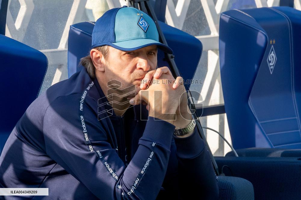 Dynamo defeats Obolon 3-0 in Ukrainian Premier League match