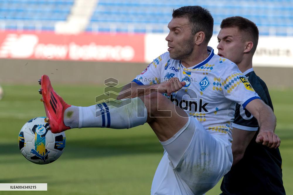 Dynamo defeats Obolon 3-0 in Ukrainian Premier League match