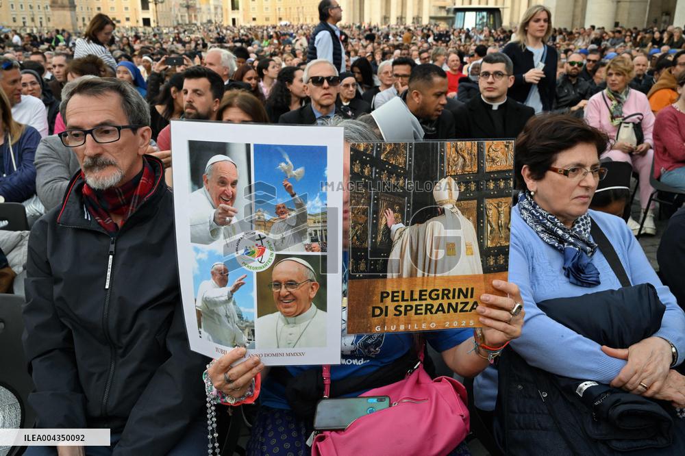 Rosary Prayer for Pope Francis - Vatican