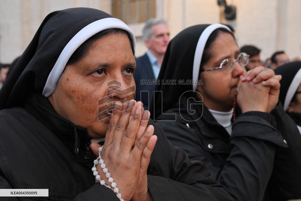 Rosary Prayer for Pope Francis - Vatican