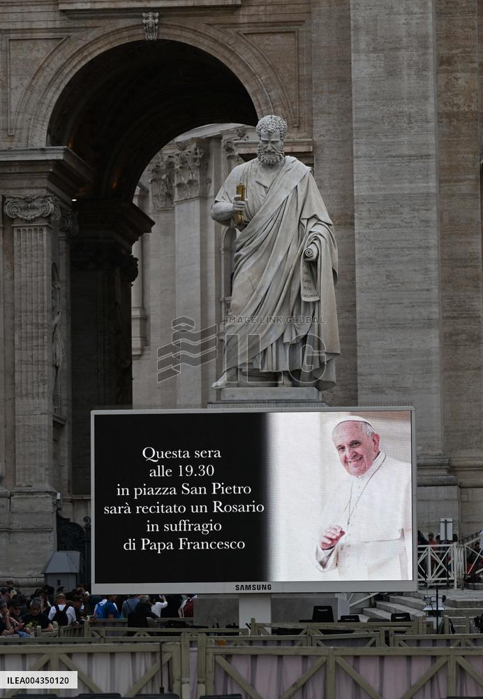 Rosary Prayer for Pope Francis - Vatican