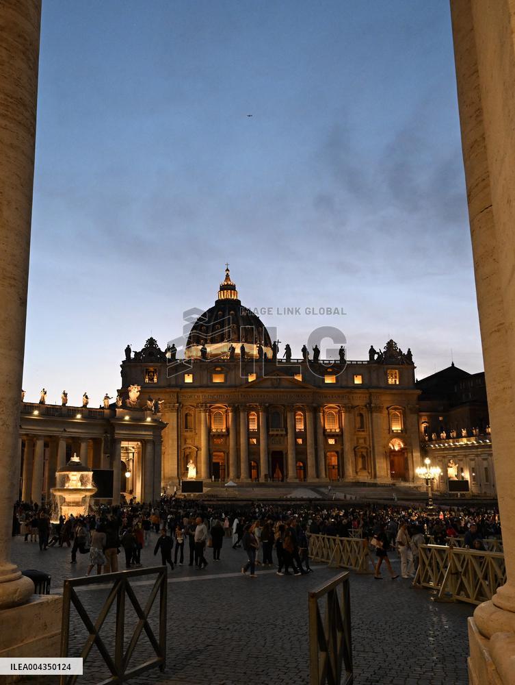 Rosary Prayer for Pope Francis - Vatican