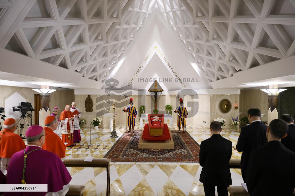 Rite Confirming The Death Of Pope Francis - Vatican