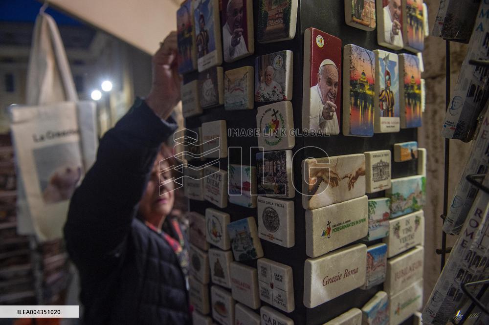 Rosary Prayer for Pope Francis - Vatican