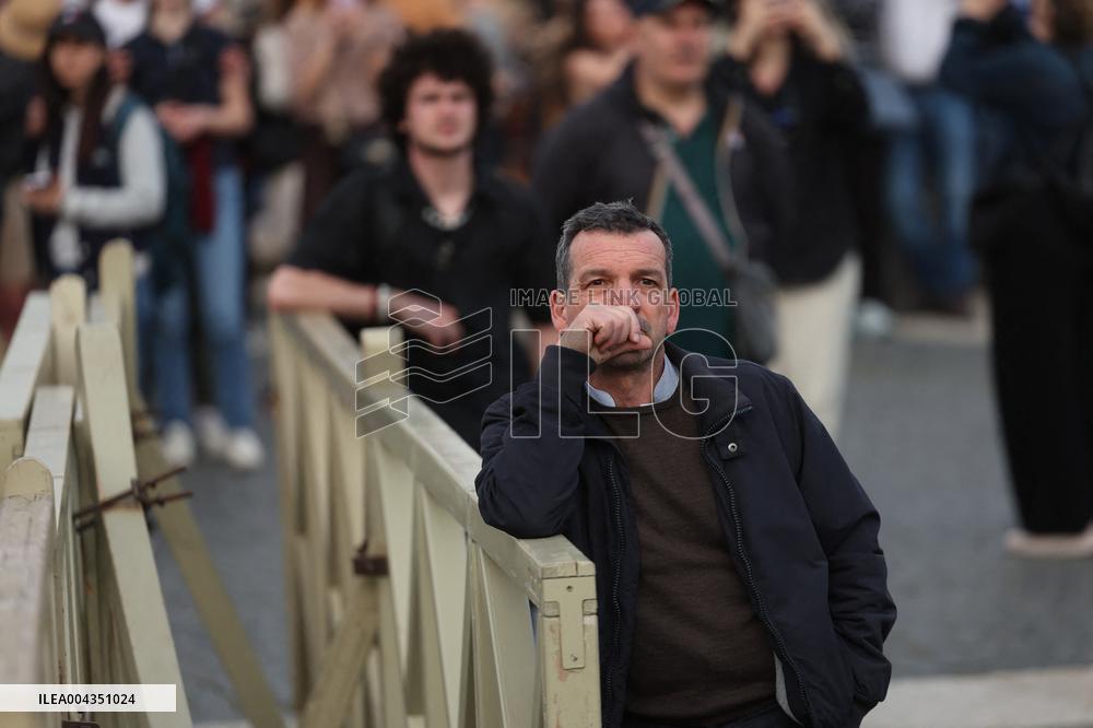 Rosary Prayer for Pope Francis - Vatican