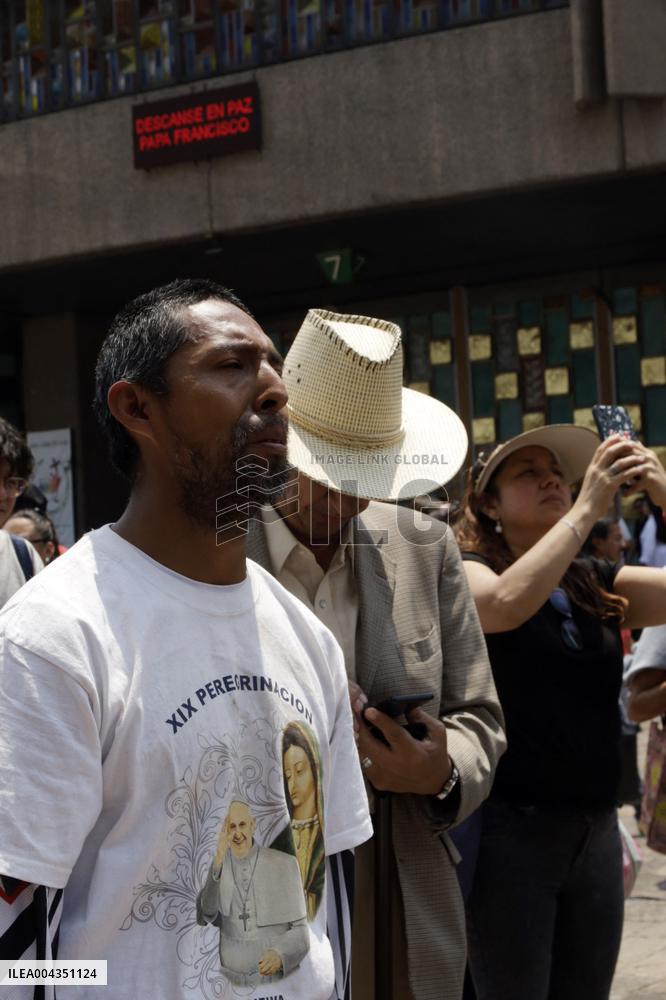 Rosary Prayer for Pope Francis in Mexico