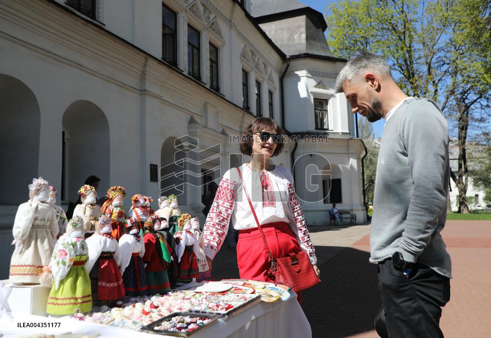 Folk crafts fair at Saint Sophia of Kyiv