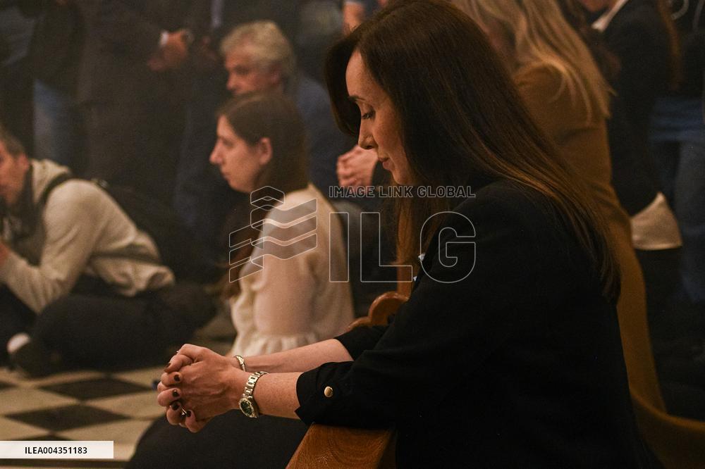 Mass in Honor of Pope Francis - Argentina