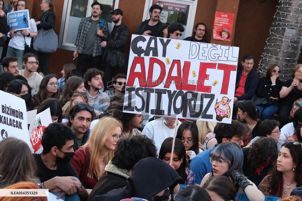 High School And  College Students Protest In Ankara