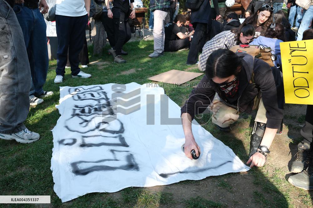 High School And  College Students Protest In Ankara