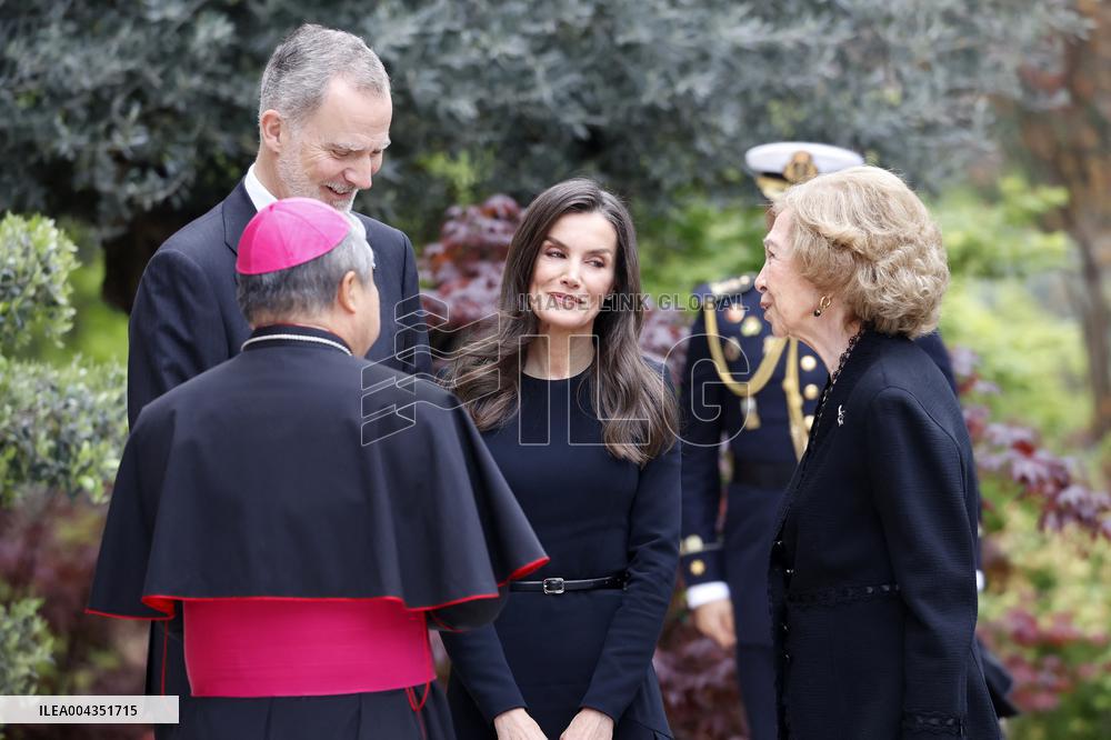 Spanish Royal Pay Tribute to Pope Francis - Madrid