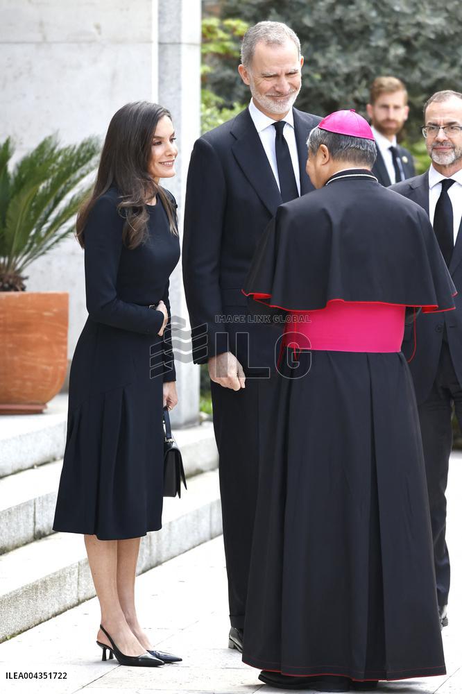 Spanish Royal Pay Tribute to Pope Francis - Madrid